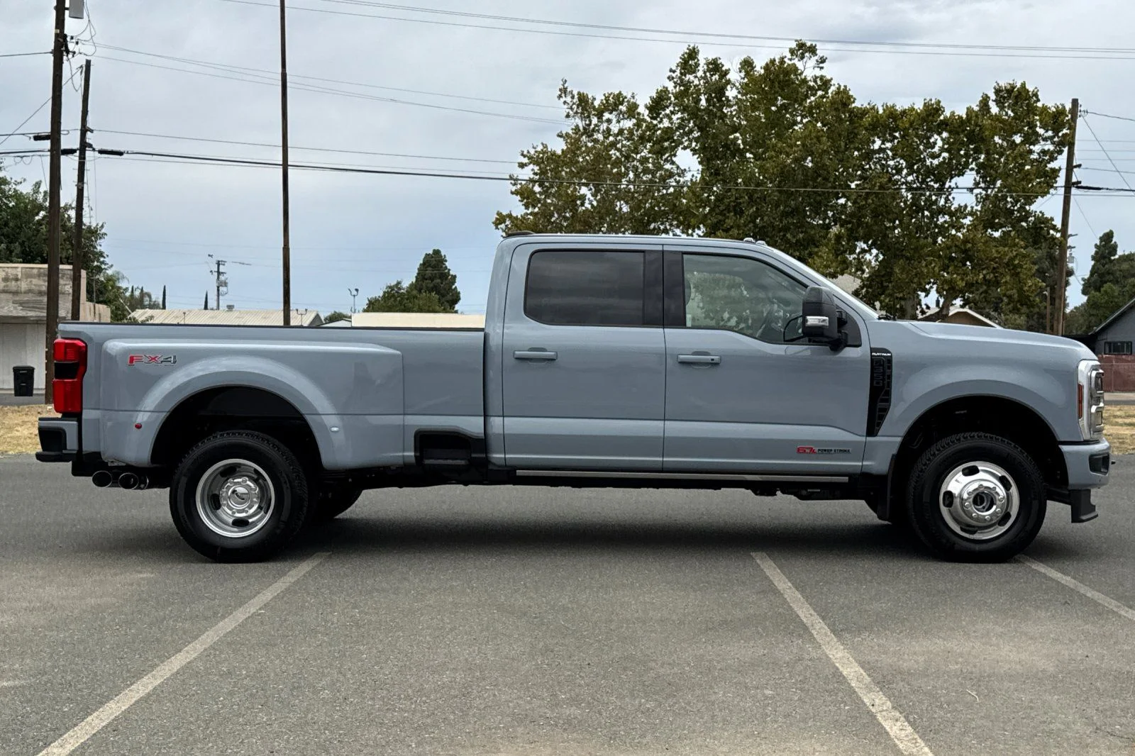 New 2026 Glacier Gray Metallic Tri-Coat Ford F-350® Platinum® image 3