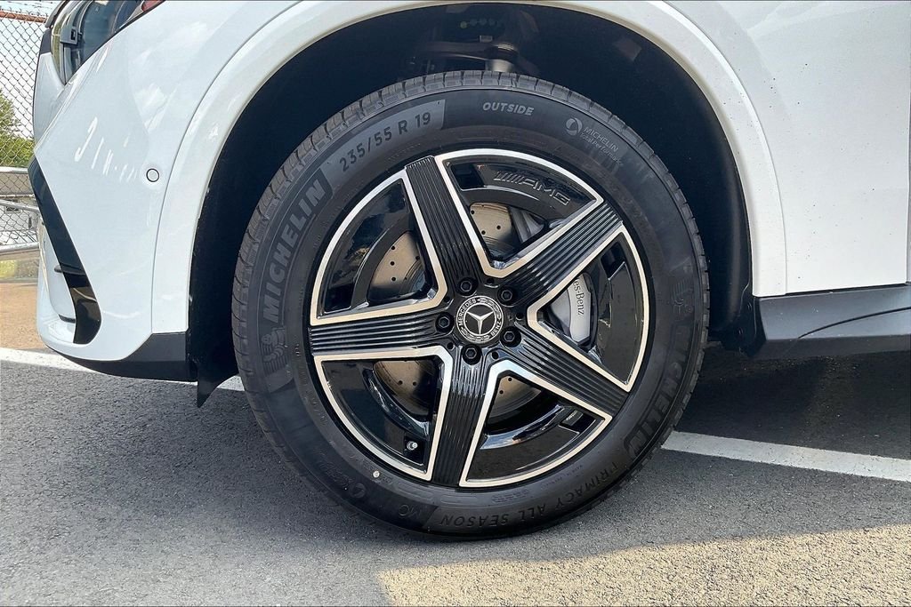 New 2026 White Mercedes-Benz GLC 300 Coupe image 11