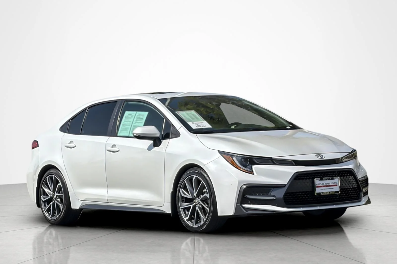 Certified Used 2022 Wind Chill Pearl Toyota XSE image 7