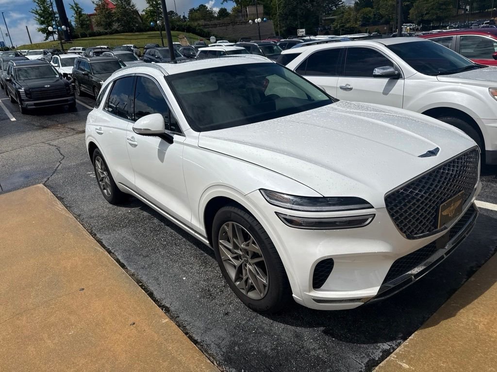 Used 2025 White Genesis 2.5T image 3