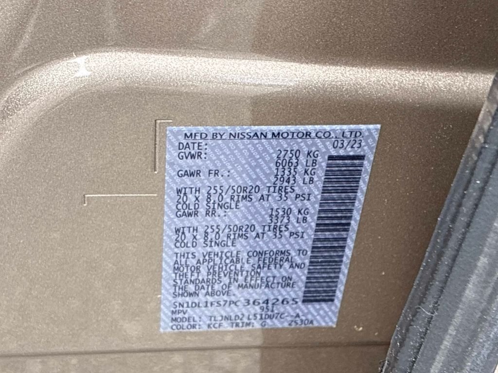 Used 2023 Silver INFINITI LUXE image 26