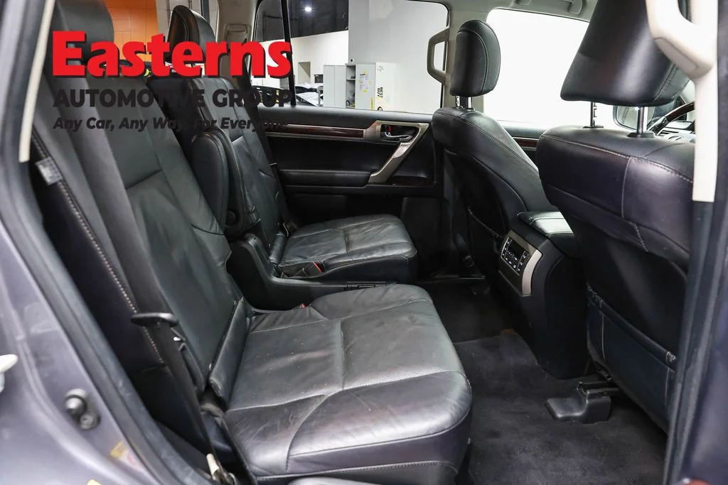 Used 2018 Gray Lexus 460 image 25