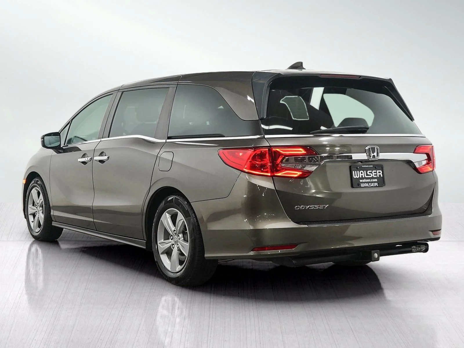 Used 2020  Honda EX-L image 3