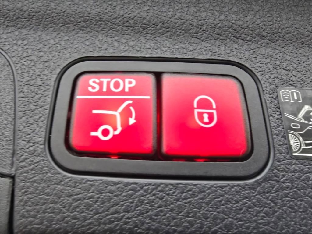 2025 Mercedes-Benz GLE AMG GLE 53 - Photo 57