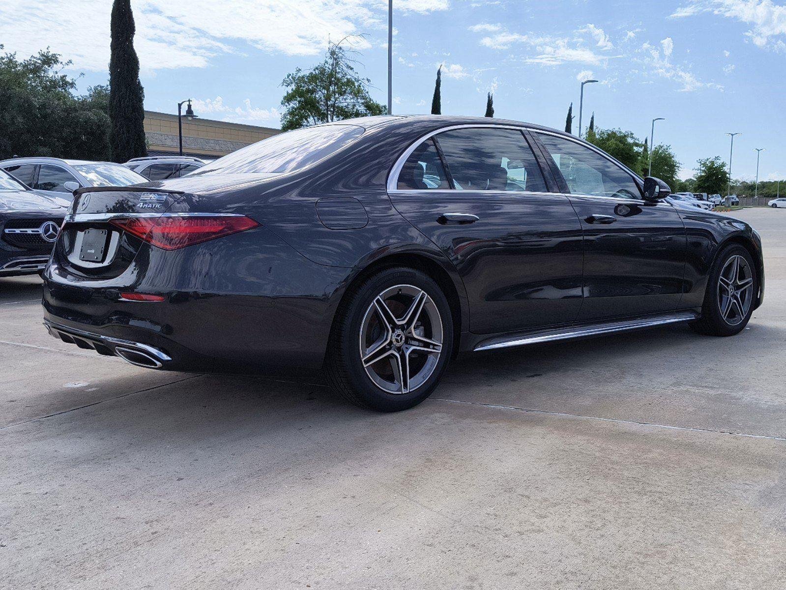 Used 2024 Graphite Grey Metallic Mercedes-Benz S 580 image 6