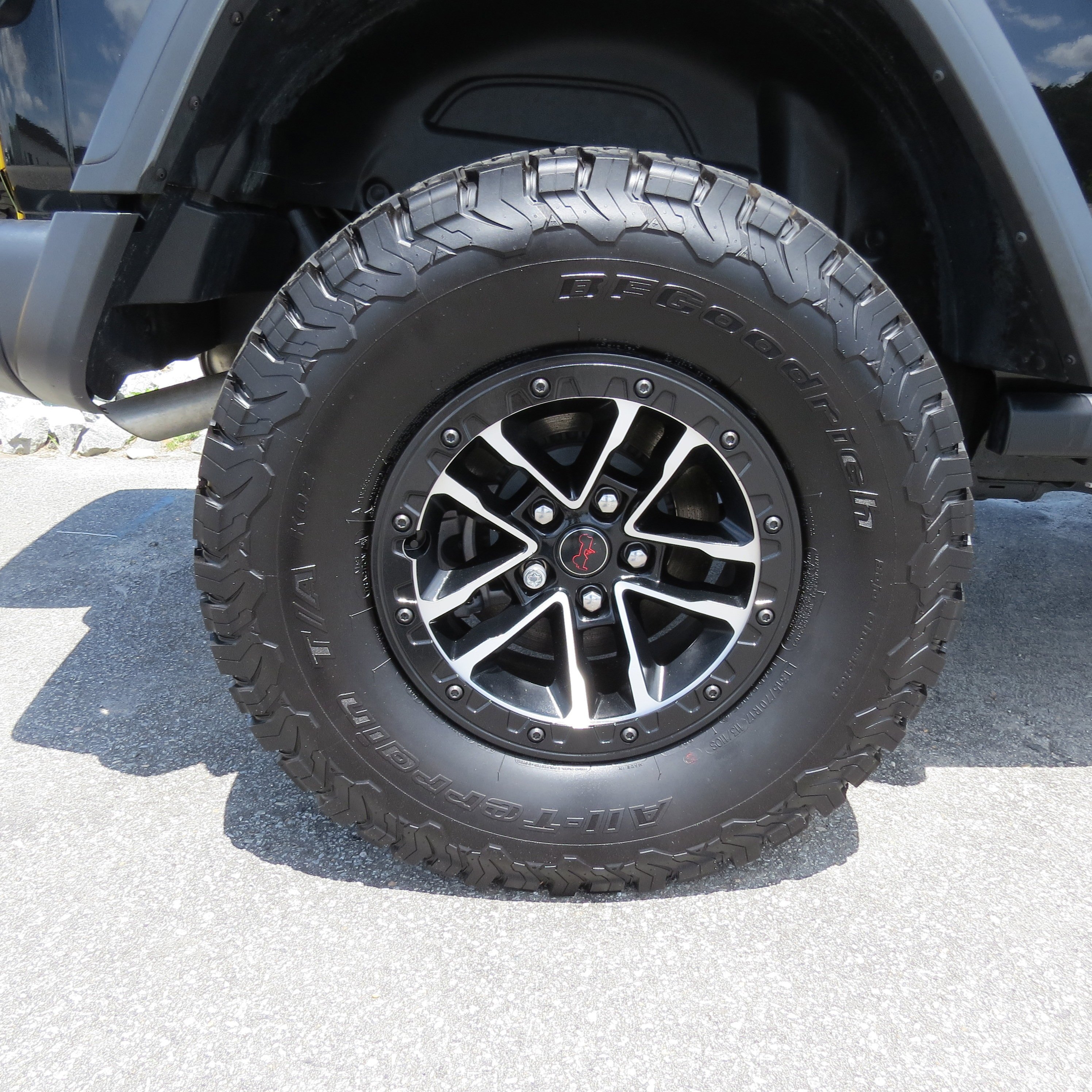 Used 2024 Black Clearcoat Jeep Rubicon image 8