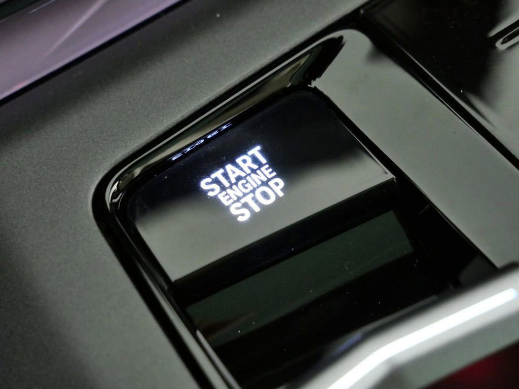 Used 2026 Skyscraper Grey Metallic BMW 30 xDrive image 46