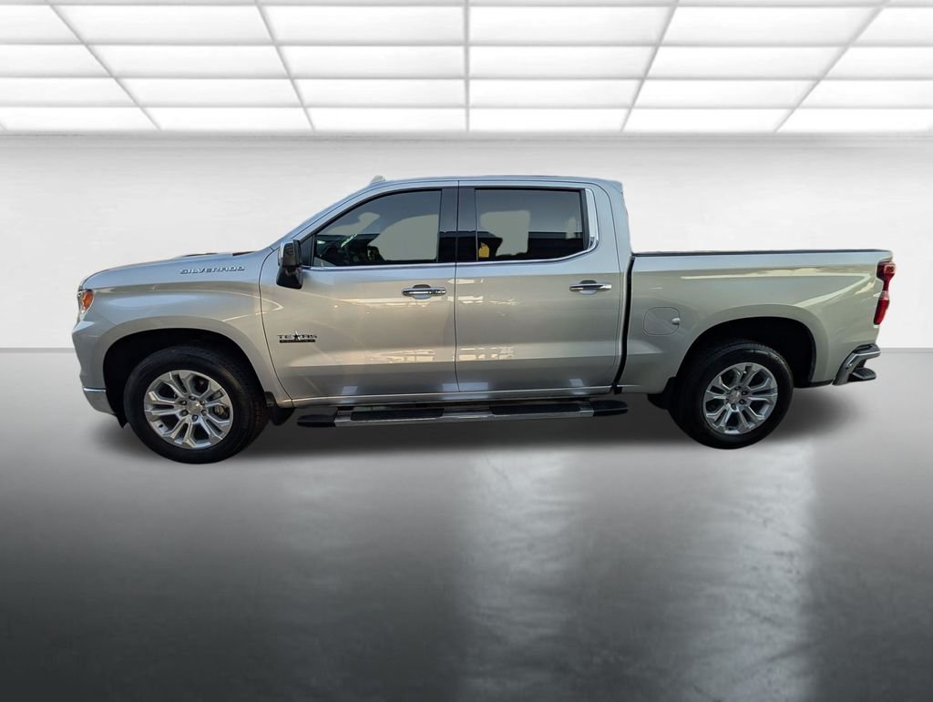 Used 2022 Silver Chevrolet LTZ image 30