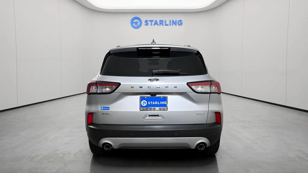 Used 2020 Silver Ford SEL image 8