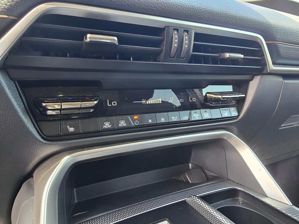 Used 2025 Machine Gray Metallic Mazda Preferred Package image 21