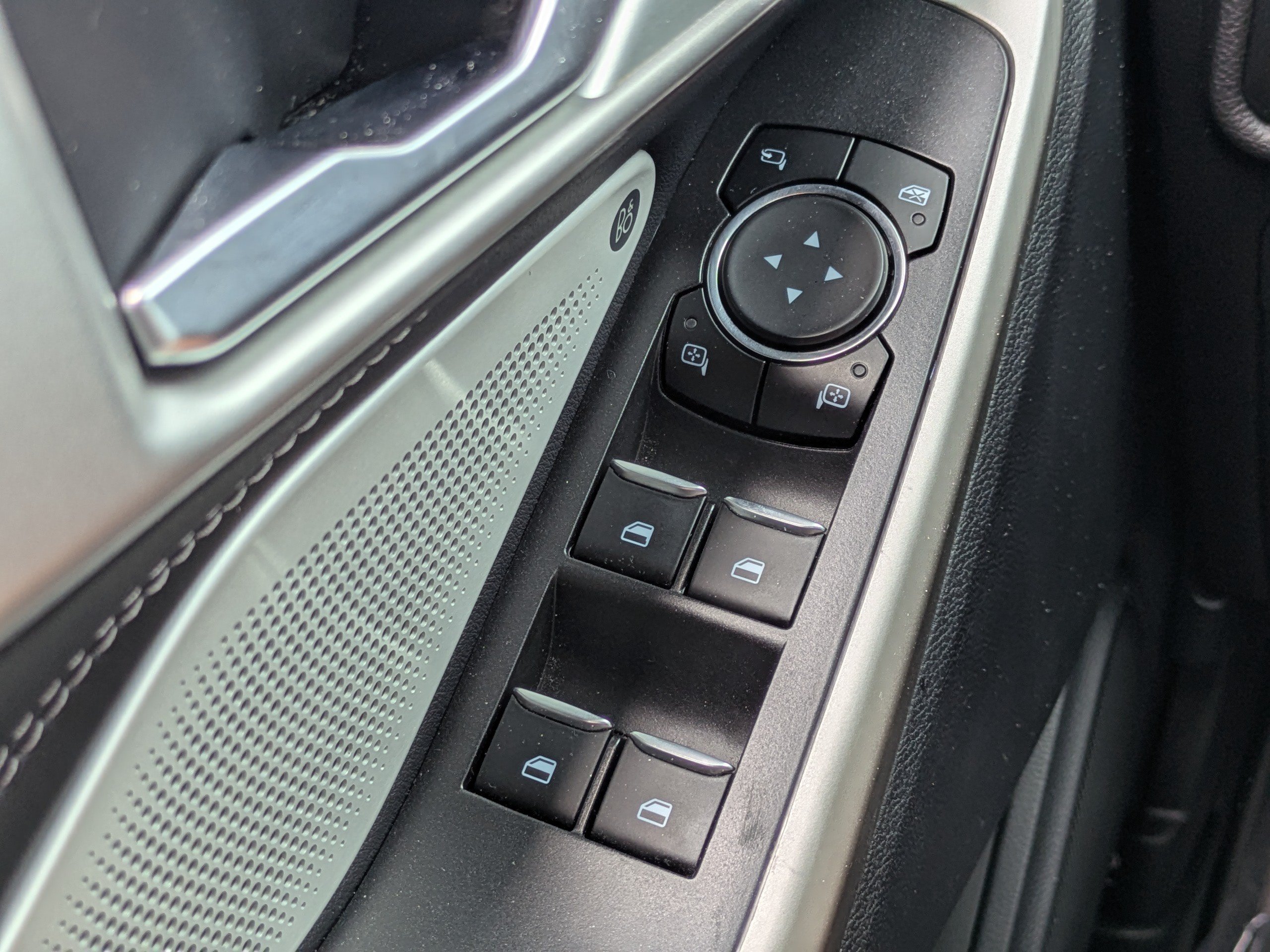 Used 2022 Silver Metallic Ford Limited image 20