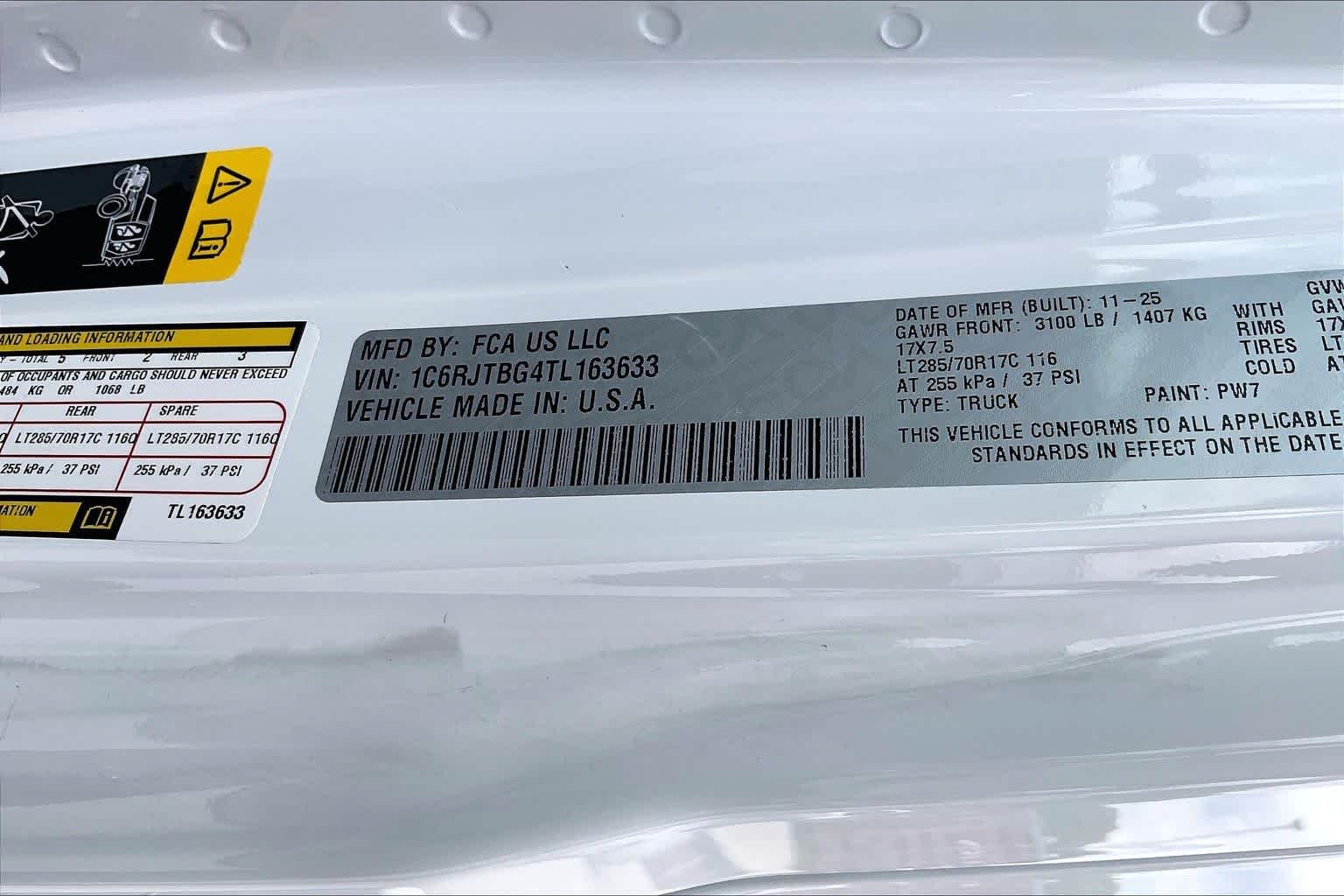 Used 2026 Bright White Clearcoat Jeep Rubicon image 33