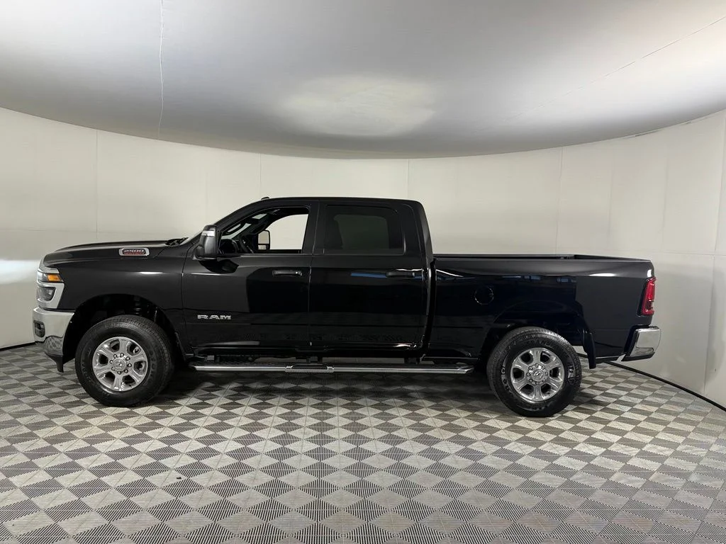 Certified Used 2025 Black Ram Big Horn image 10
