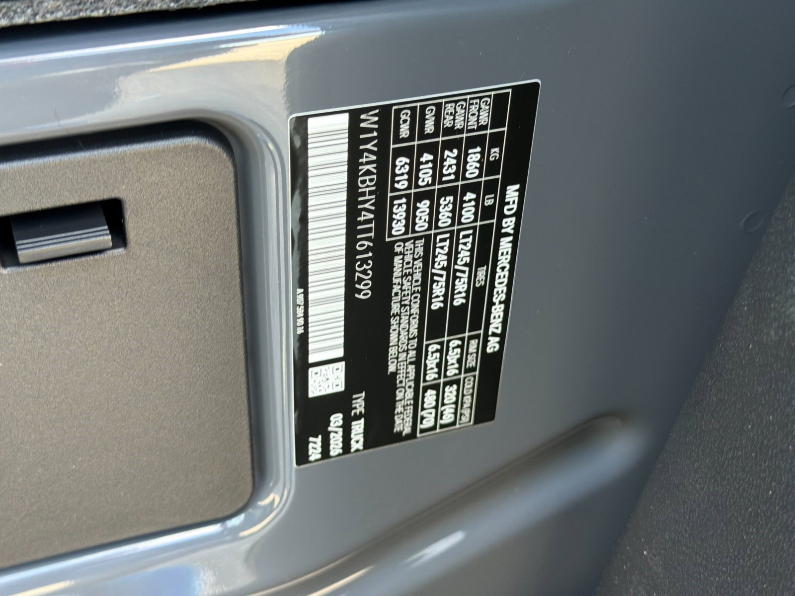New 2026 Graphite Gray Mercedes-Benz 2500 High Roof SO Diesel 144 WB image 27
