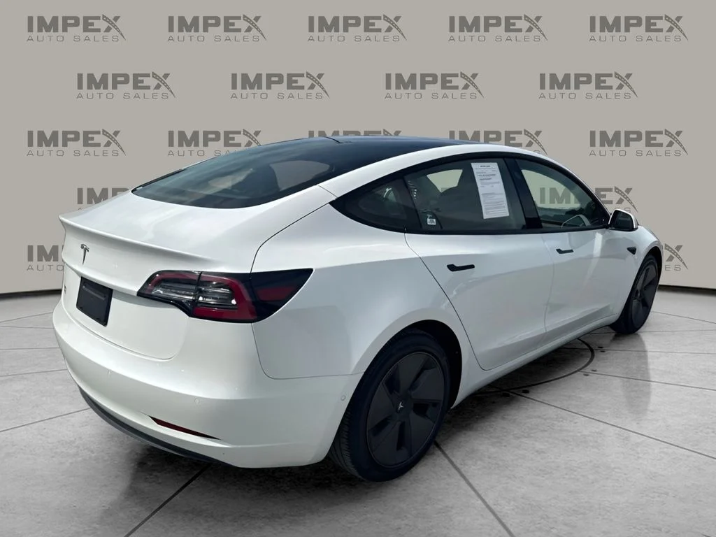Used 2021 White Tesla Long Range image 5