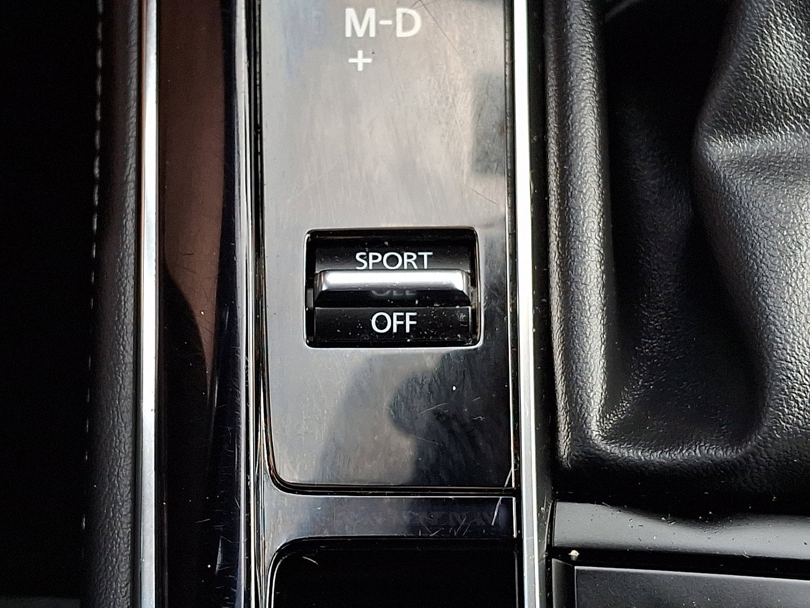 Used 2025 Jet Black Mica Mazda 2.5 S Preferred Package image 25