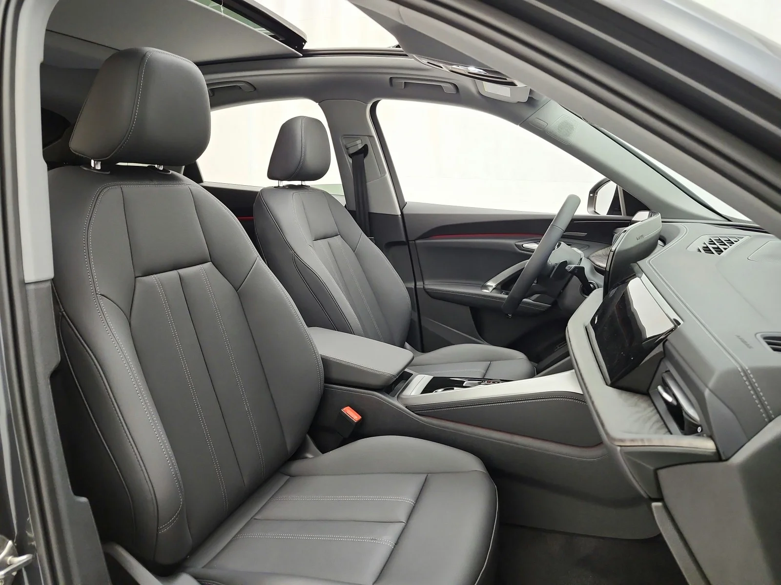New 2026 Tambora Gray Metallic Audi Premium Plus 2.0 TFSI quattro image 15
