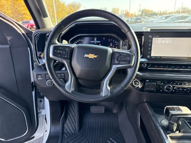 Used 2024 Summit White Chevrolet LTZ image 16