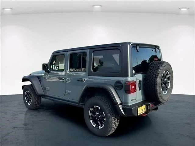 Used 2025 Gray Jeep Rubicon image 7