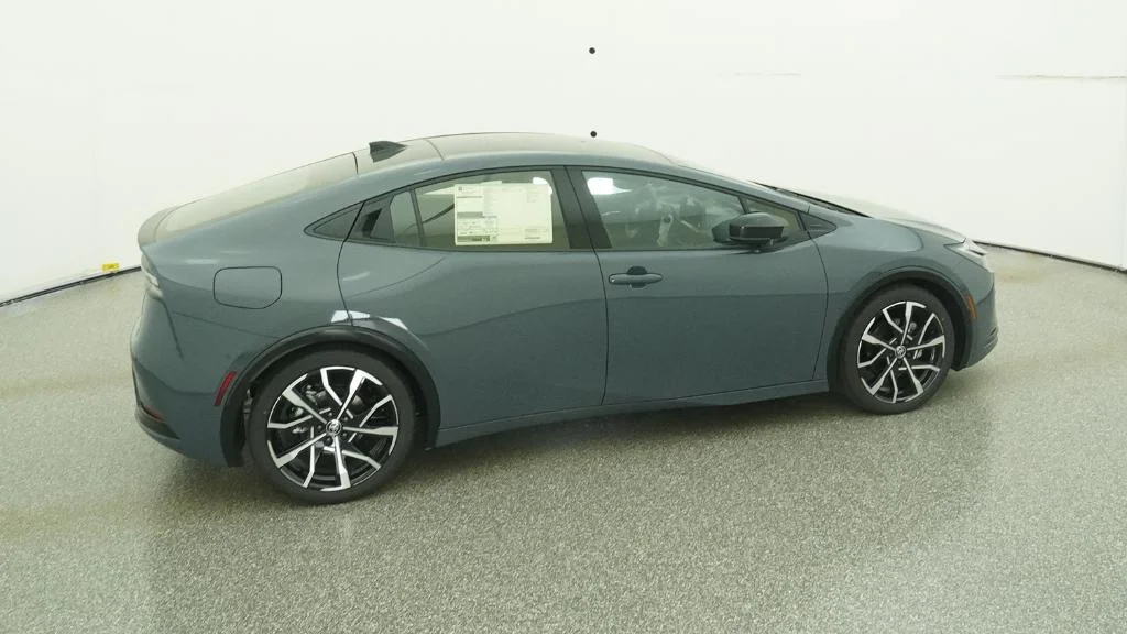 New 2026 Guardian Gray Toyota XSE Premium image 15