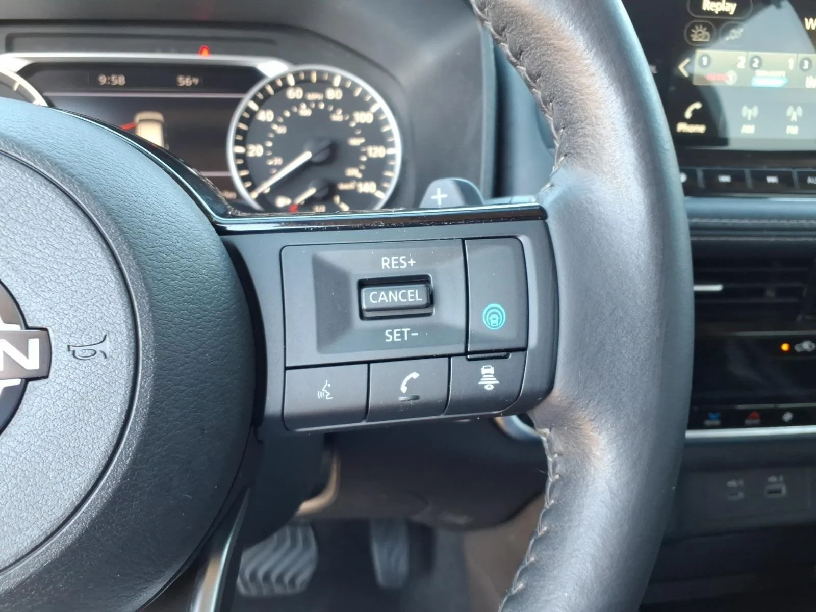 Used 2022 Boulder Gray Pearl Nissan SL image 30