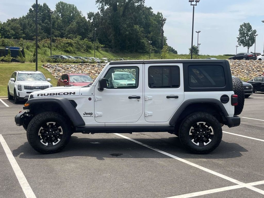 Used 2025 White Jeep Rubicon image 6