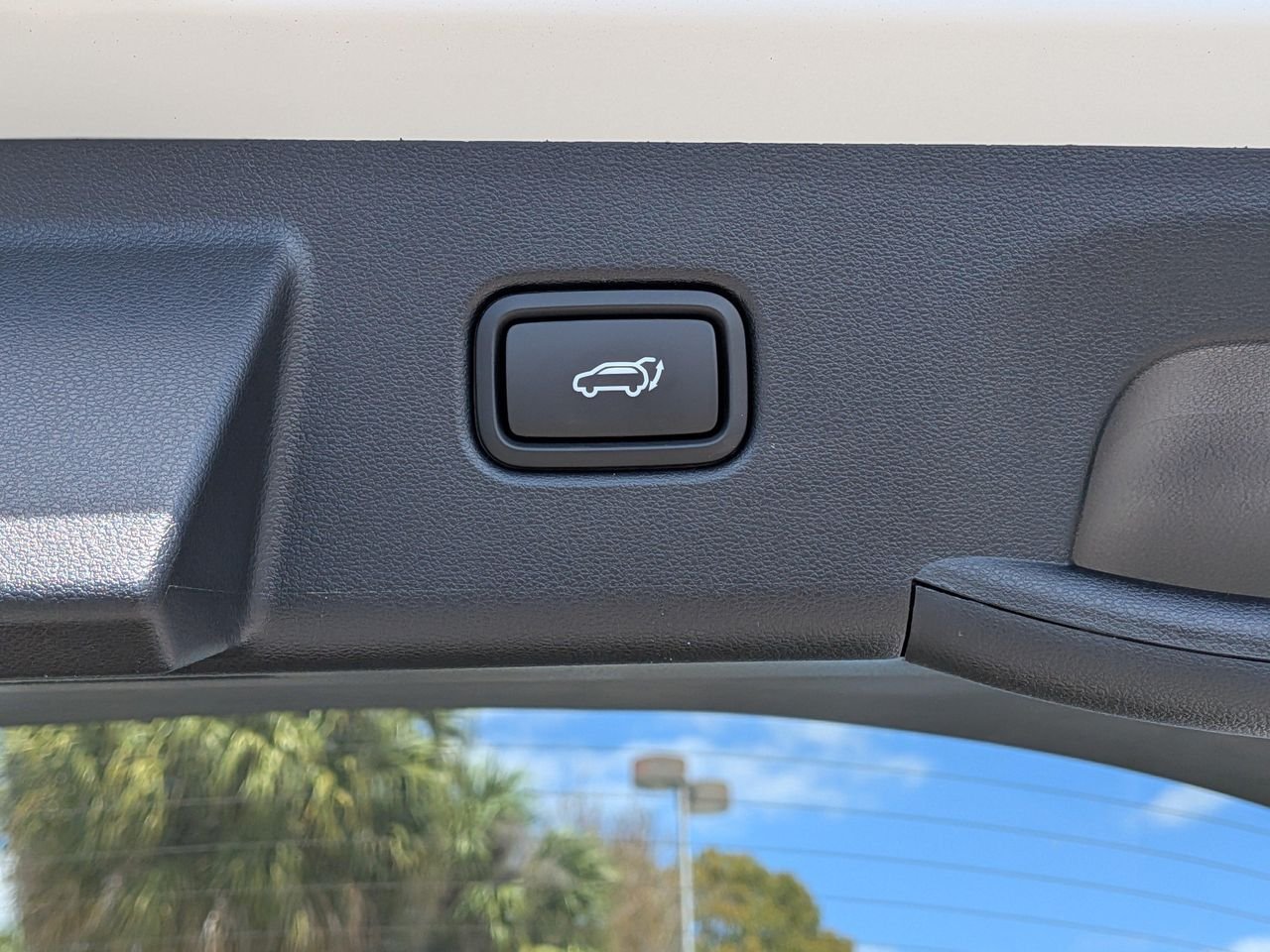 New 2026 Serenity White Pearl Hyundai Limited FWD image 12