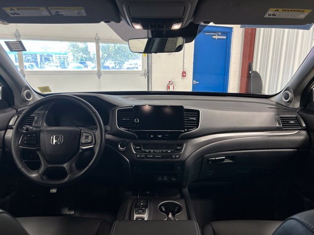 Certified Used 2025 Crystal Black Pearl Honda RTL image 18