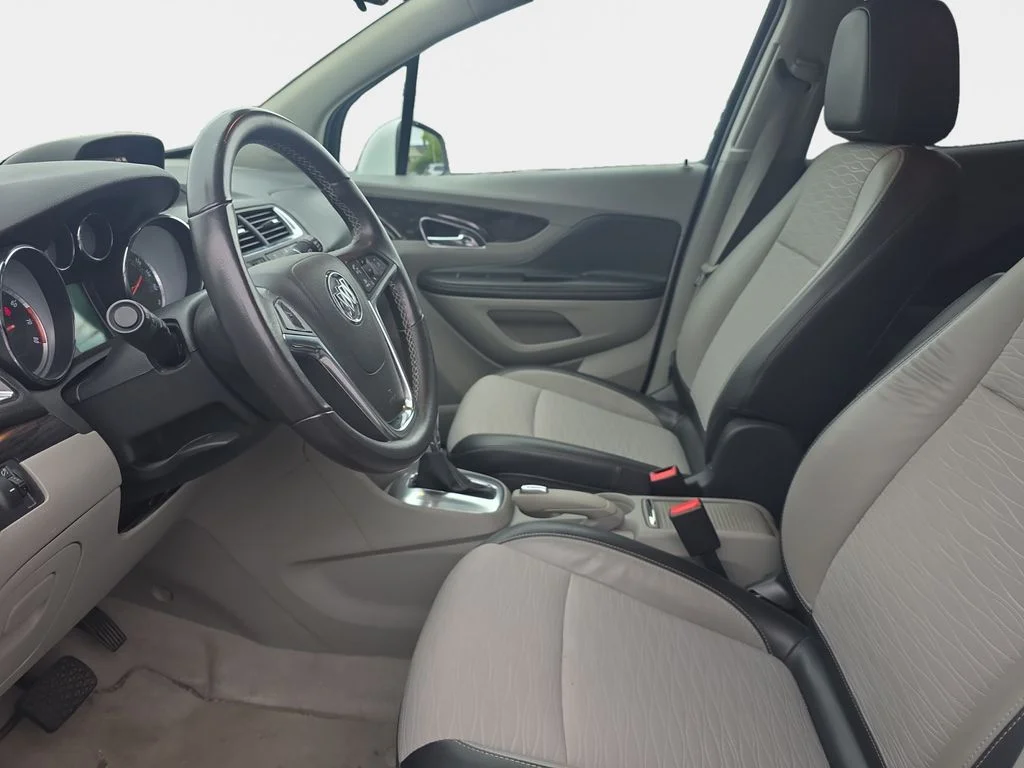 Used 2015 White Pearl Tricoat Buick Base image 11