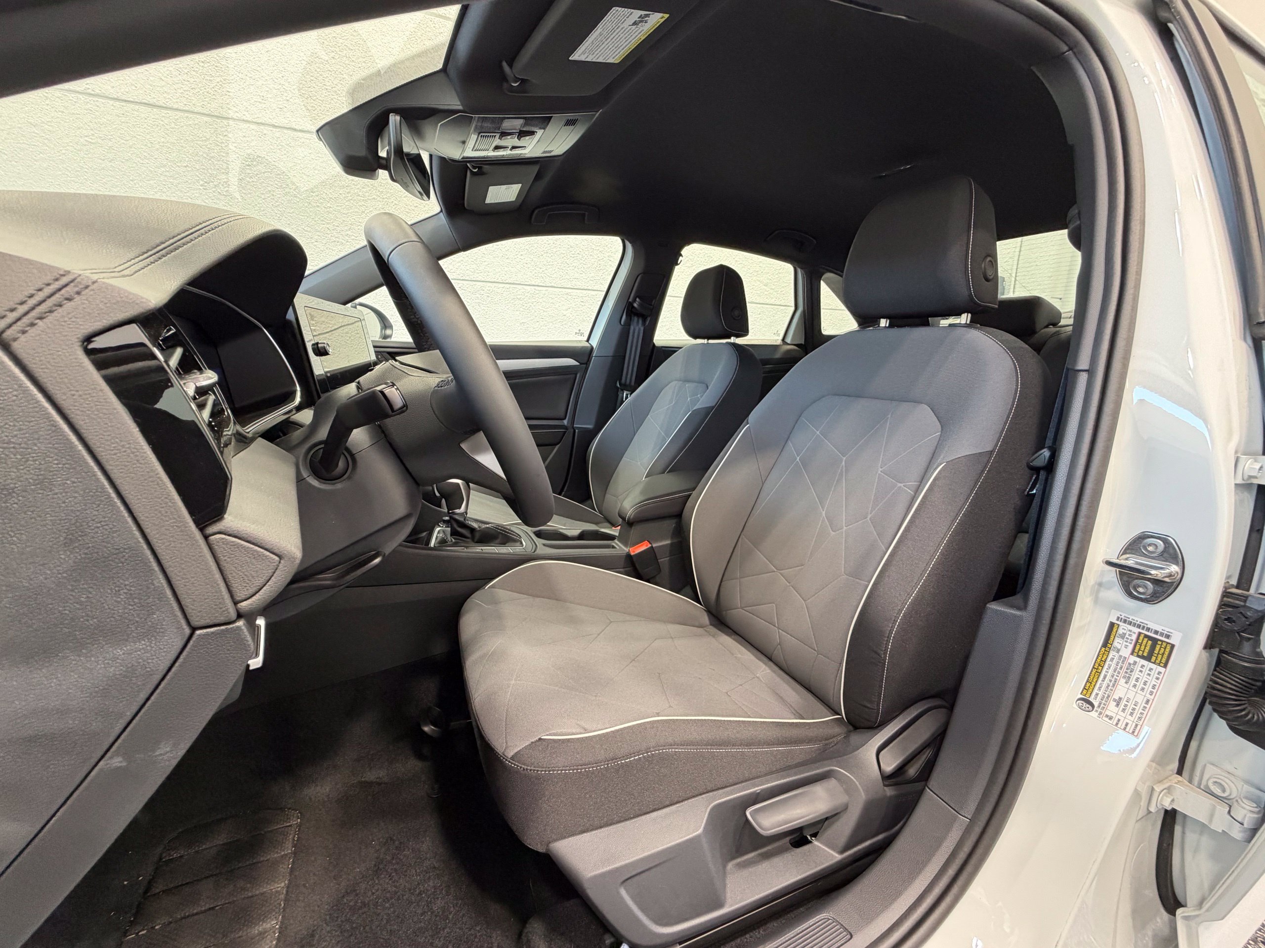 2026 Volkswagen Jetta Sport - Photo 21