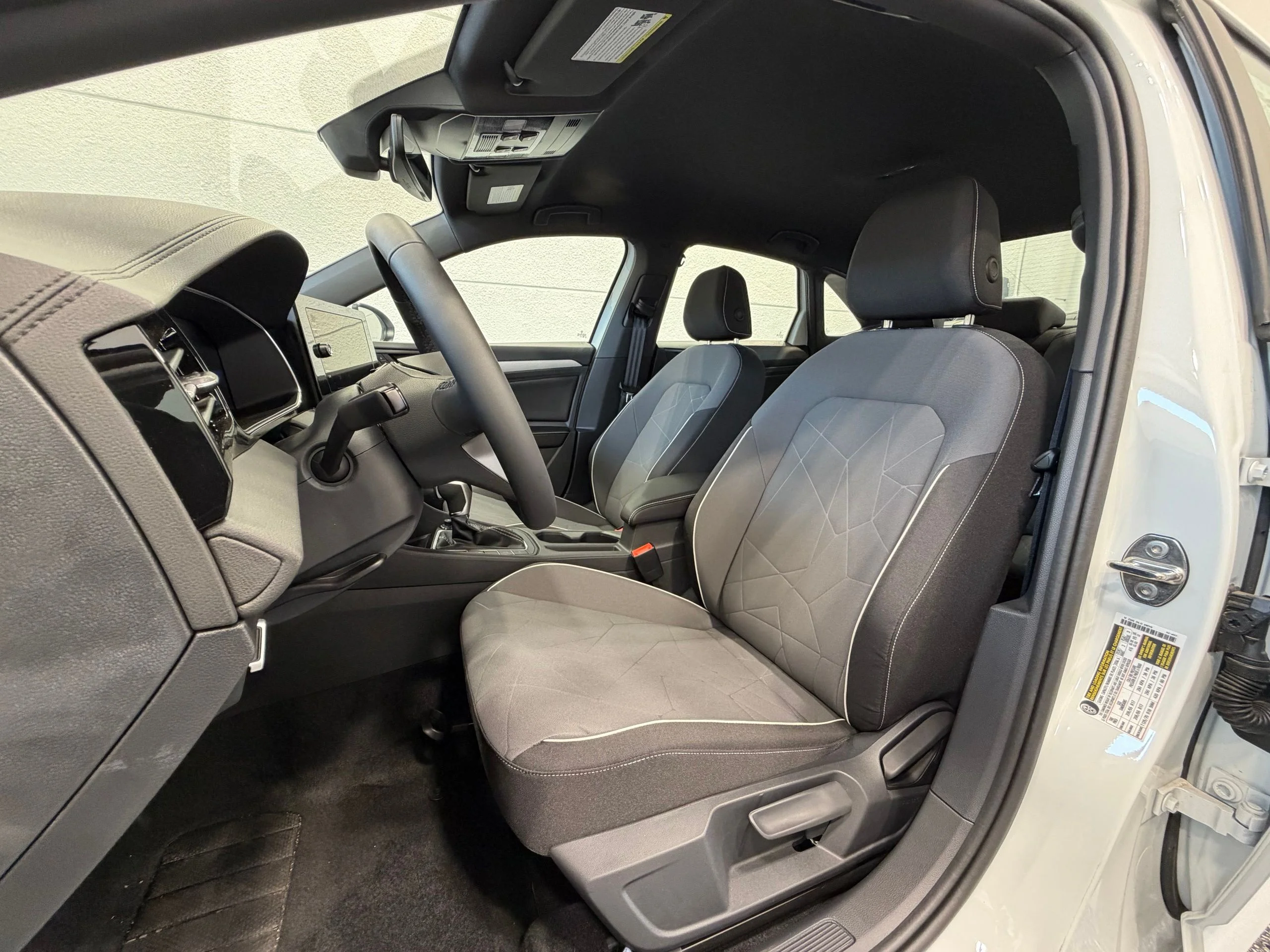 2026 Volkswagen Jetta Sport - Photo 21