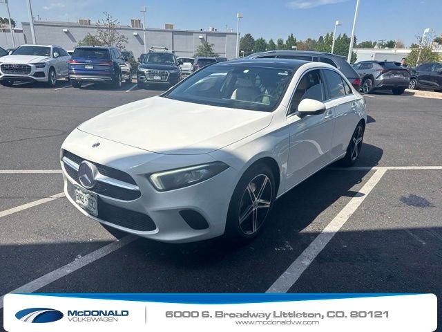 Used 2019 White Mercedes-Benz A 220 image 1