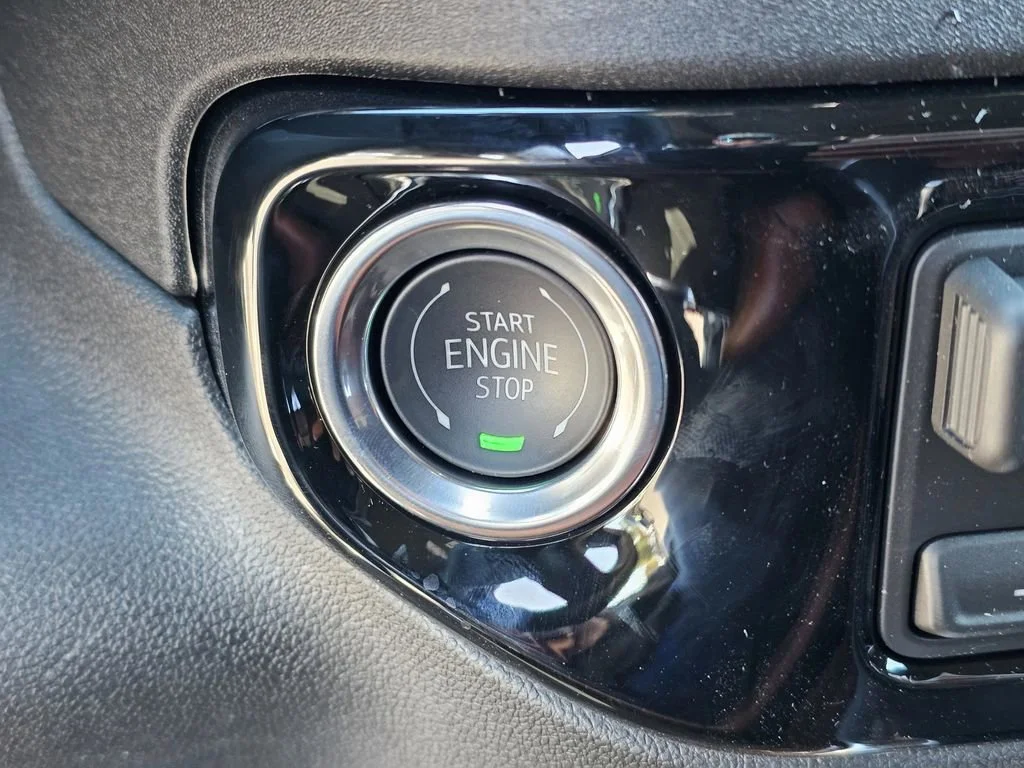 New 2026 Onyx Black GMC Elevation image 26
