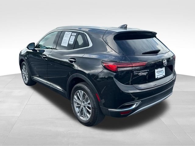 Used 2023 Black Buick Preferred image 3
