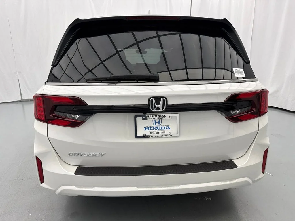 New 2026 Platinum White Pearl Honda EX-L image 7