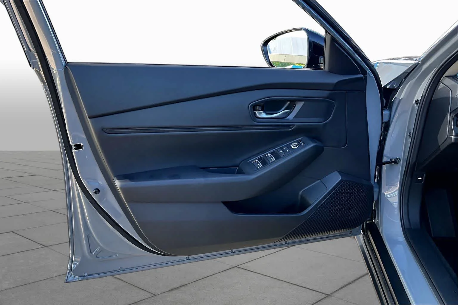 New 2026 Urban Gray Pearl Honda SE image 10