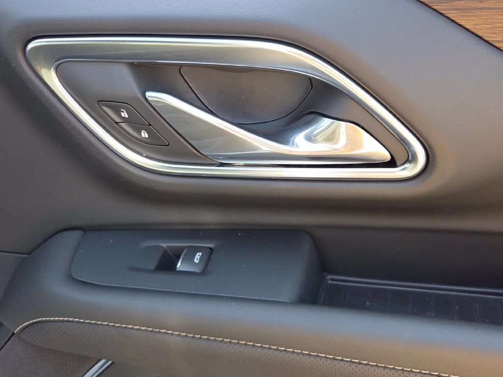 Used 2024 Sterling Gray Metallic Chevrolet Premier image 24