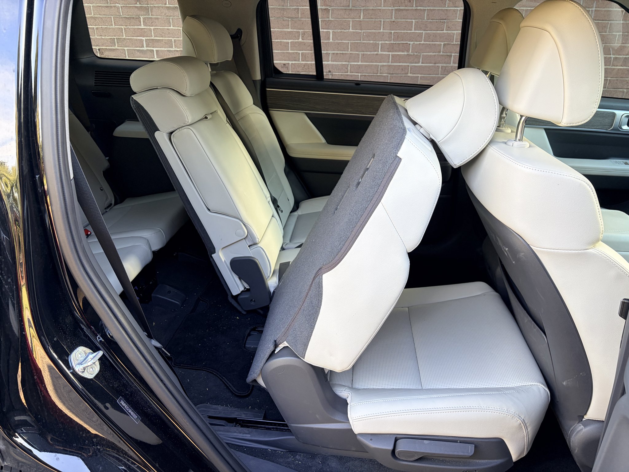 Certified Used 2024 Phantom Black Hyundai Limited image 17