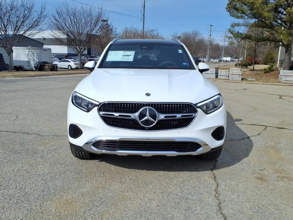New 2026 WHITE Mercedes-Benz GLC 300 image 3