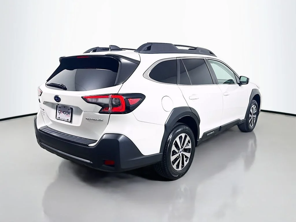 Used 2024 Crystal White Pearl Subaru Premium image 7