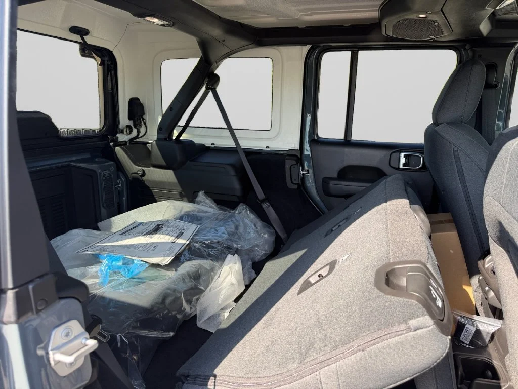 New 2026 Anvil Clear-Coat Exterior Paint Jeep Sport S image 18