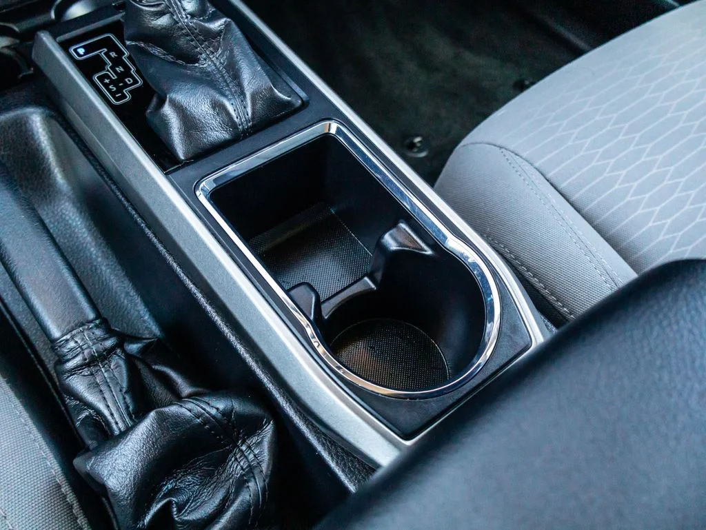 Used 2019 White Toyota SR5 image 23
