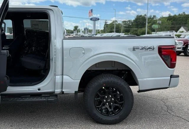 New 2026 Avalanche Ford XLT image 29