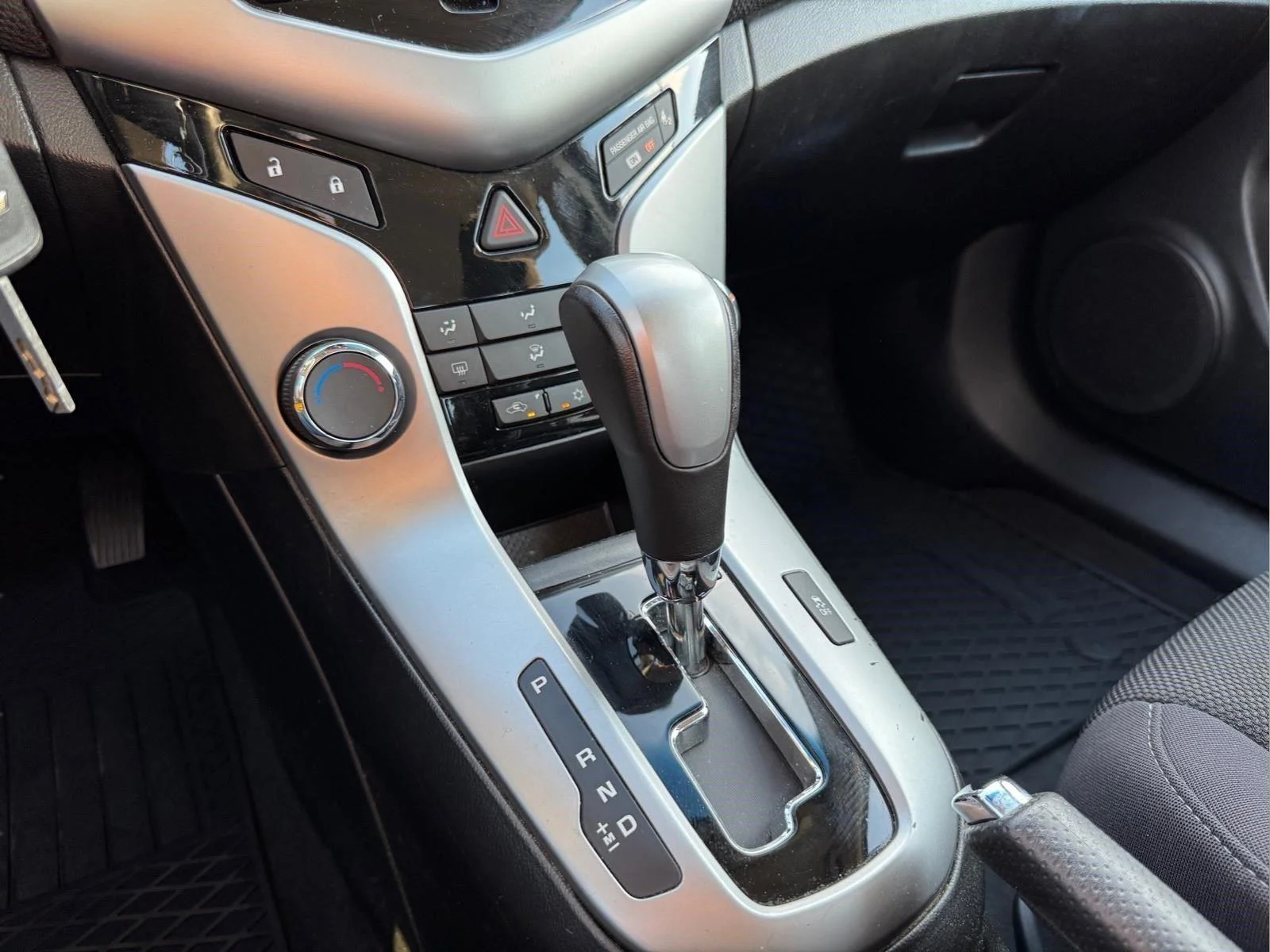 Used 2013 Blue Topaz Metallic Chevrolet 1LT image 4