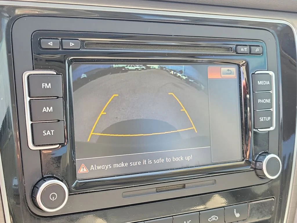 Used 2014 Gray Volkswagen 2.0L TDI SE image 25