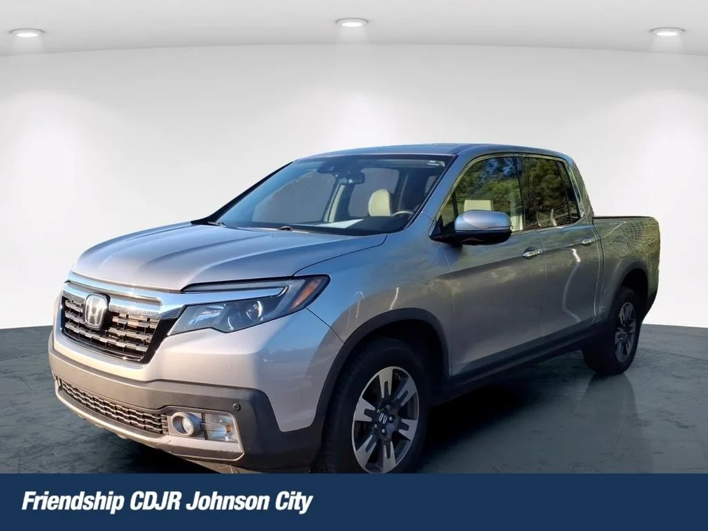 Used 2017 Silver Honda RTL-E image 1