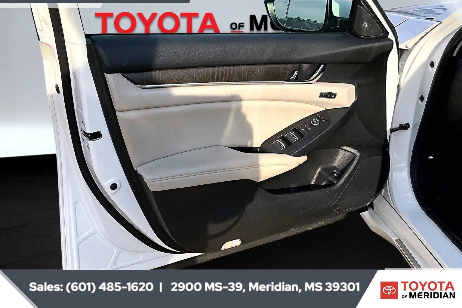Used 2021 Platinum White Pearl Honda Touring image 16