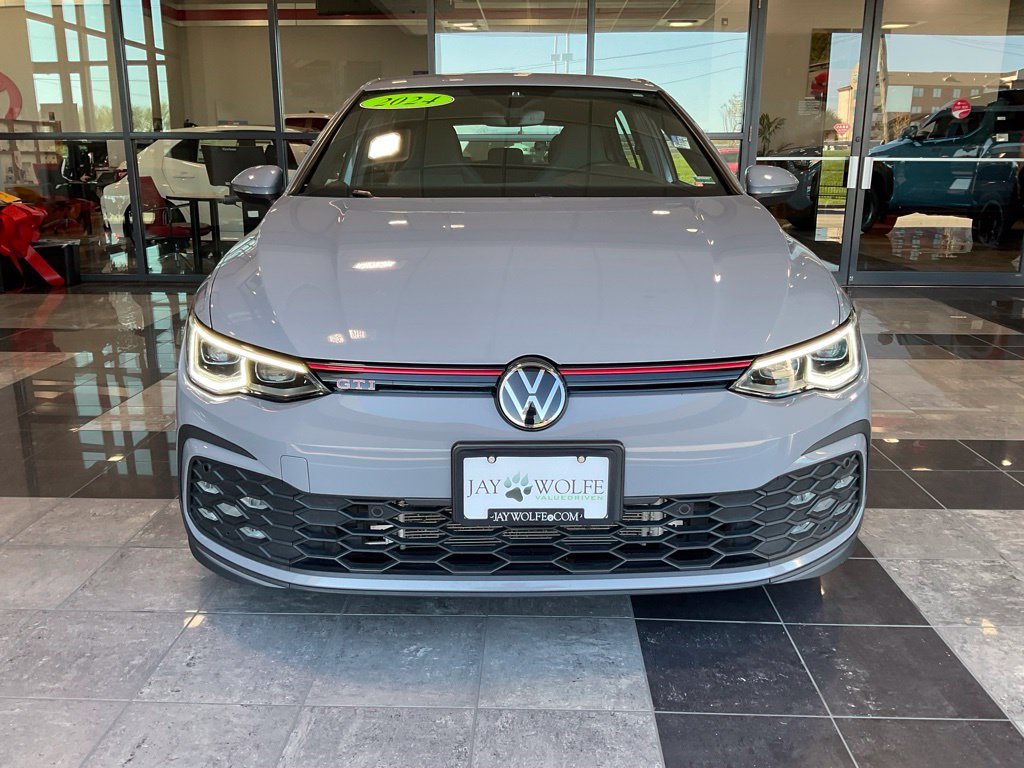 Used 2024 Volkswagen Golf GTI S with VIN WVWGA7CD0RW220090 for sale in Kansas City