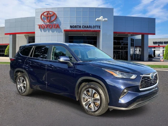2023 Toyota Highlander Hybrid XLE