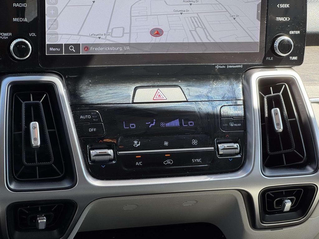 Used 2023 Silver Kia X-Line S image 19